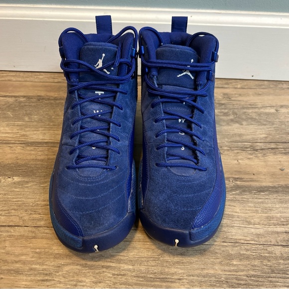 Jordan 12 Retro
Deep Royal Blue - Picture 6 of 7